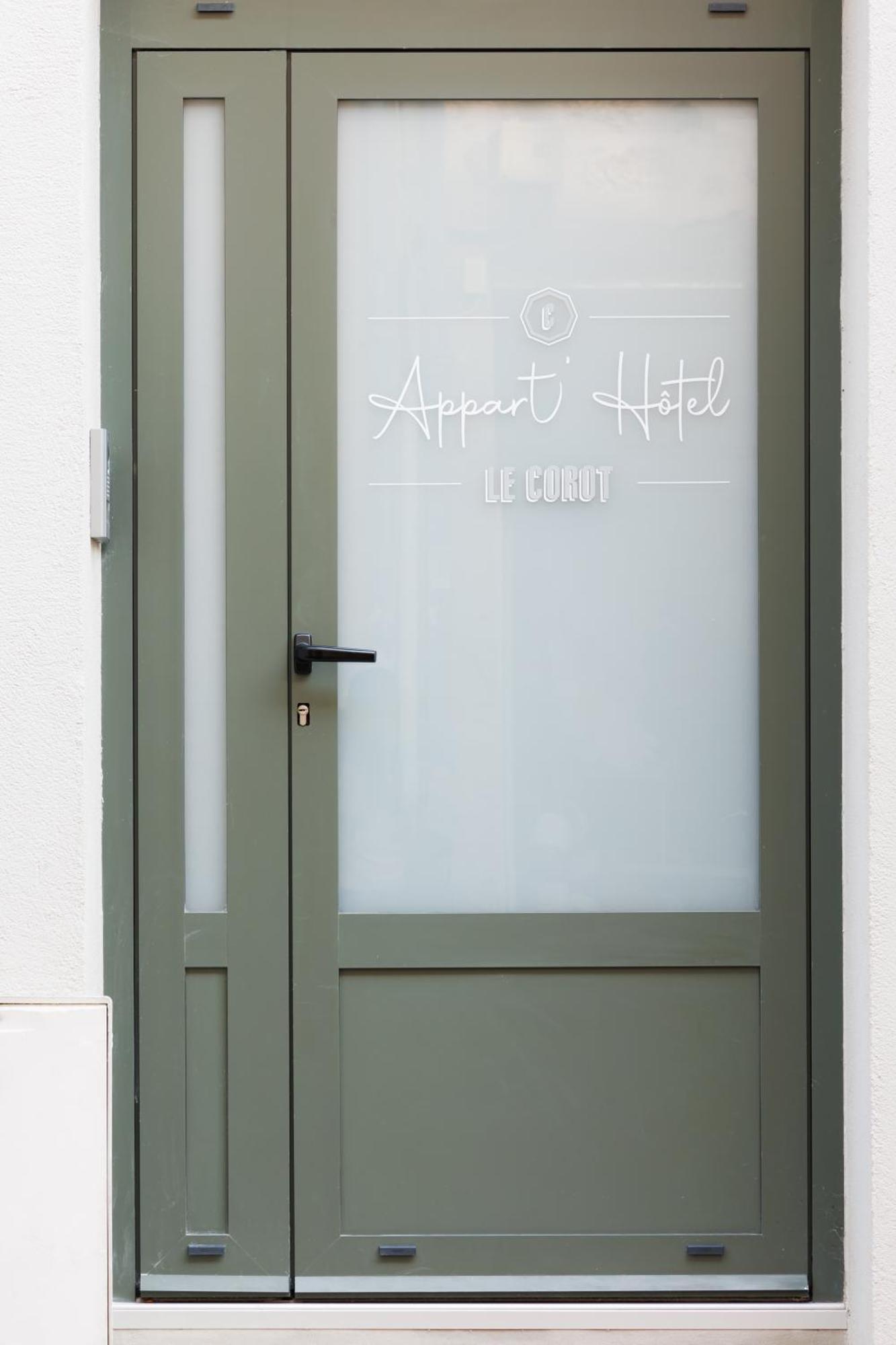 Appart'Hotel Le Corot - Acces Autonome - Saint-Junien Centre Exterior foto